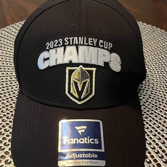 FANATICS VEGAS GOLDEN KNIGHTS STANLEY CUP CHAMPS ADJUSTABLE BLACK CAP - Picture 1 of 1